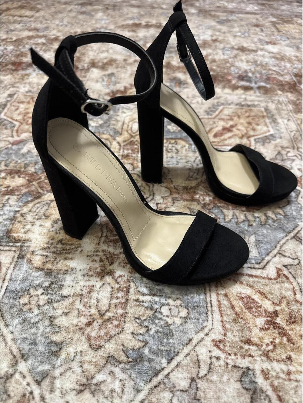 Wild Diva Platform ankle strap heels 6